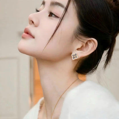 [LUXE JEWELRY]OPERA TULLE GOLD BUTTON EARRINGS ENAMELED ELEMENT