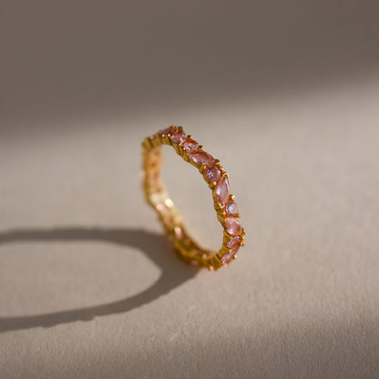 Anillo con piedra de nacimiento marquesa escalonada
