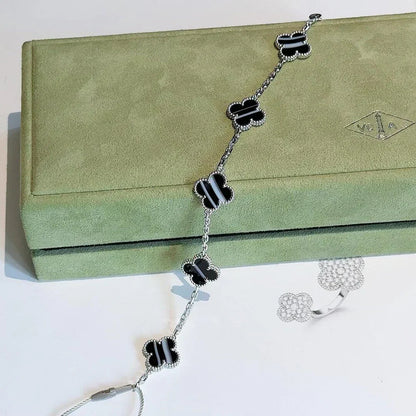 [LUXE] Clover 5-Motif & LOVE Unlimited Bracelet Set