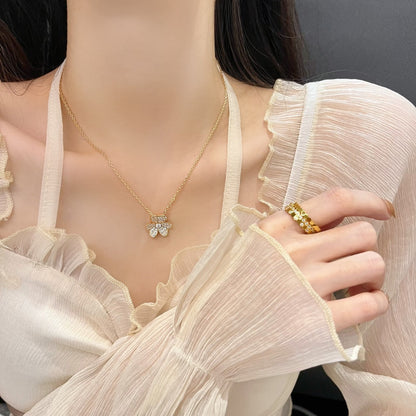 COLLAR DE DIAMANTES CON FLOR [LUXE]