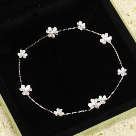[LUXE]FRIVOLE COLLAR DE PLATA DE 9 FLORES