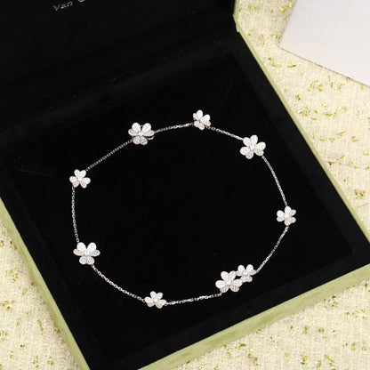 [LUXE]FRIVOLE COLLAR DE PLATA DE 9 FLORES