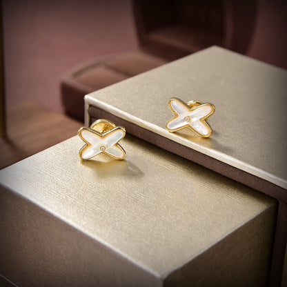 [LUXE]JEUX DE WHITE MOP PENDIENTES DE ORO CON DIAMANTES