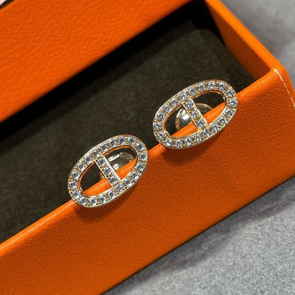 [LUXE] PENDIENTES DE BOTONERA CON NARIZ DE CERDO Y DIAMANTES HM
