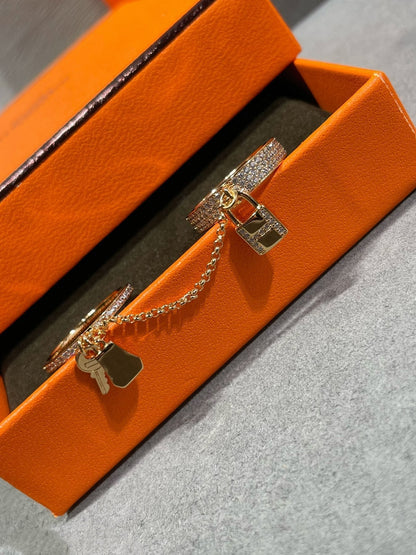 [LUXE]ANILLO DOBLE CLOCHETTE HM KELLY CON DIAMANTES