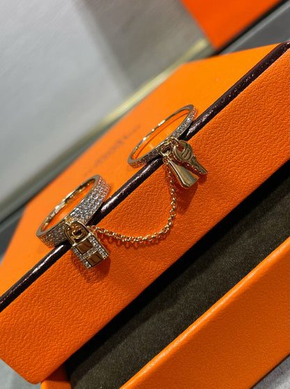 [LUXE]ANILLO DOBLE CLOCHETTE HM KELLY CON DIAMANTES