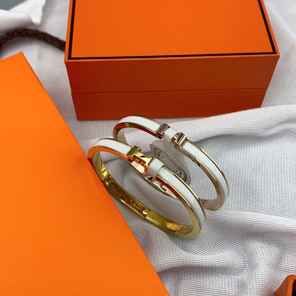 [LUXE] PULSERA CLÁSICA HM CLIC BLANCA DE 8 MM CON ESMALTE