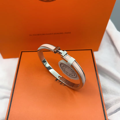 [LUXE] PULSERA CLÁSICA HM CLIC ROSA DE 8 MM DE ESMALTE