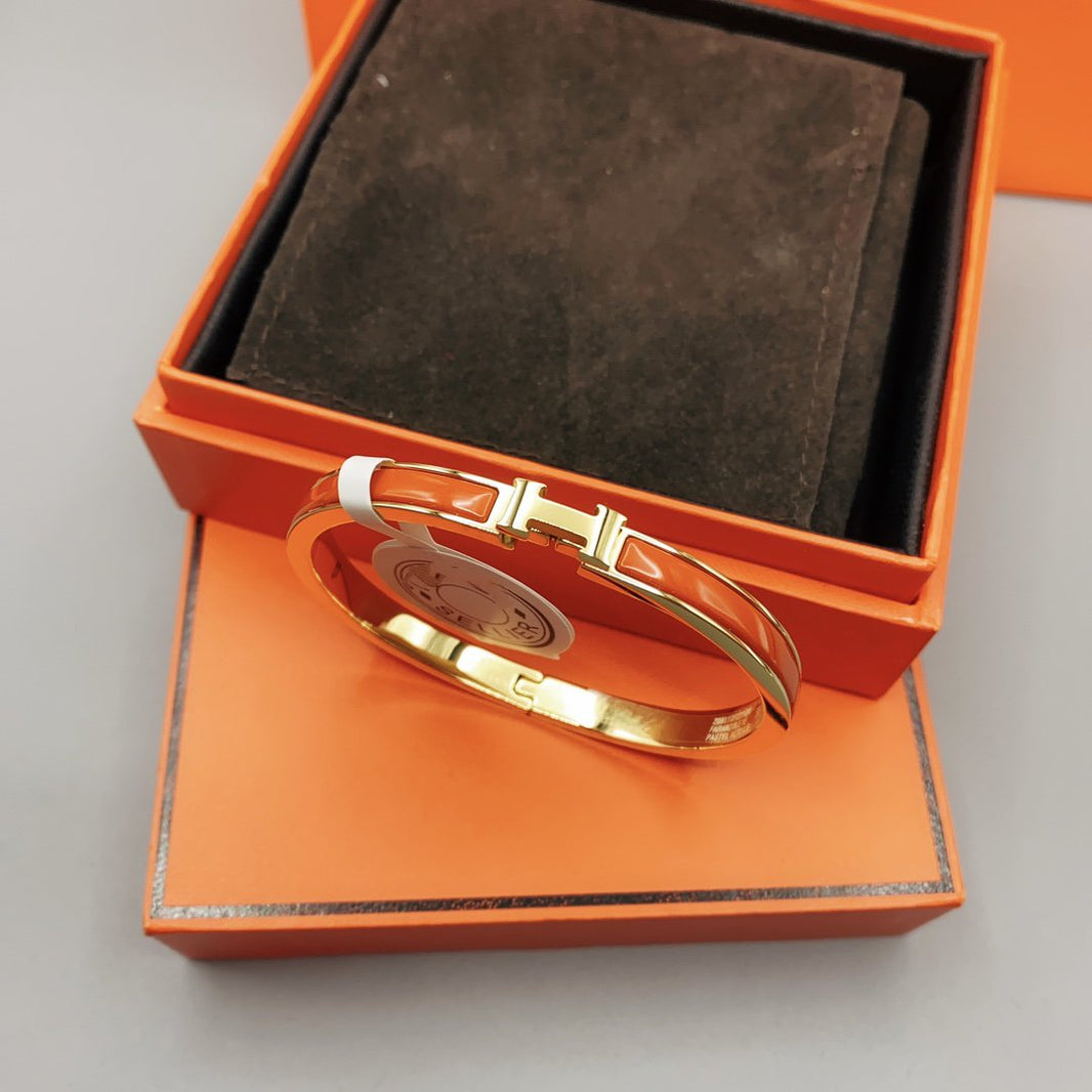 [LUXE] PULSERA CLÁSICA HM CLIC ROJO DE 8 MM CON ESMALTE