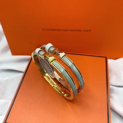 [LUXE] PULSERA CLÁSICA HM CLIC VERDE DE 8 MM CON ESMALTE