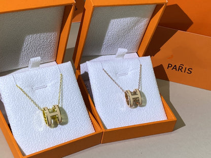 [LUXE] HM CLIC COLLAR DE ORO CON ESMALTE AMARILLO