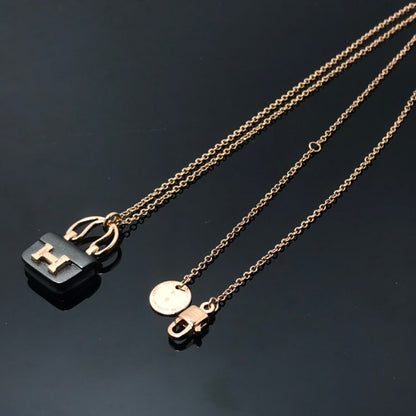[LUXE]COLLAR CON COLGANTE HM AMULETTES CONSTANCE PARA MUJER