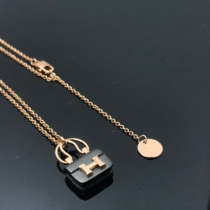 [LUXE]COLLAR CON COLGANTE HM AMULETTES CONSTANCE PARA MUJER