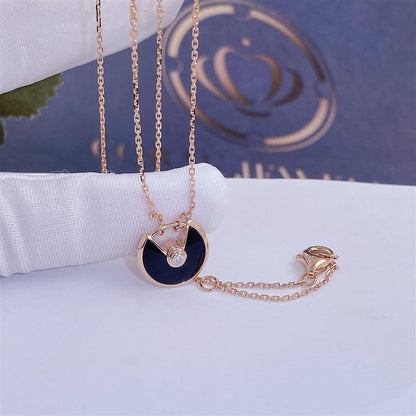 [LUXE]COLLAR AMULETTE DE ÓNIX EN ORO ROSA