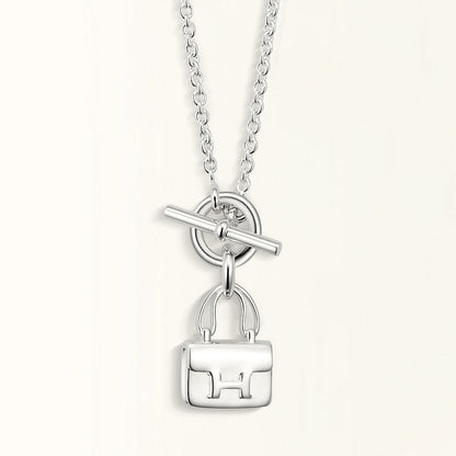 COLLAR DE PLATA CON PEDANTE POP H [LUXE]