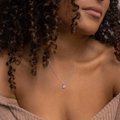 Collar de diamantes de salvia