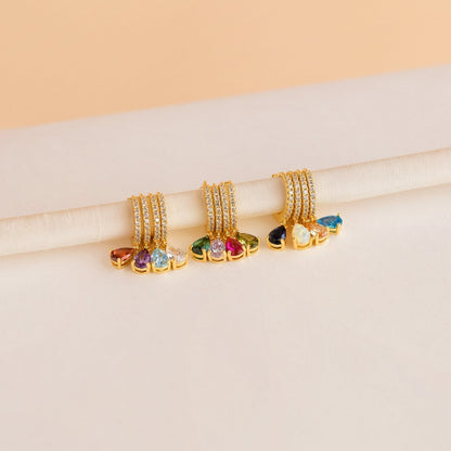 Pendientes Huggies con forma de gota de piedra de nacimiento pavé