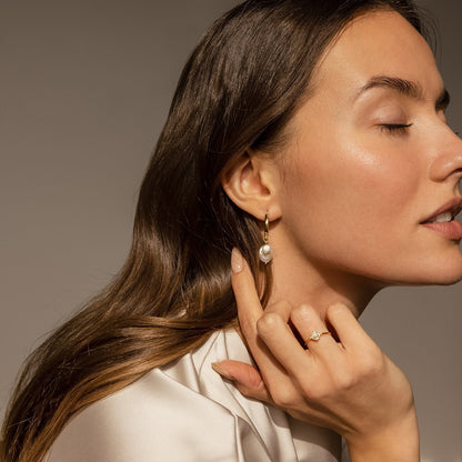 Anillo vintage con perla pavé