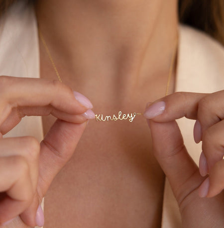 Collar con nombre de Tiny Dream