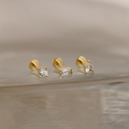 Juego de pendientes con parte trasera plana y diamantes mixtos