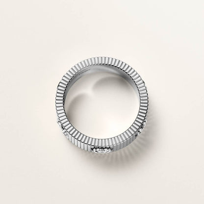 [LUXE] LOVE UNLIMITED RING DIAMONDS
