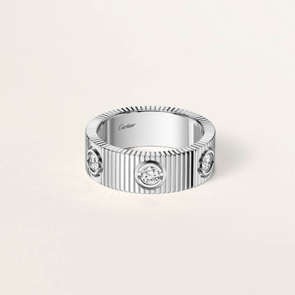 [LUXE] LOVE UNLIMITED RING DIAMONDS