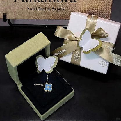 [LUXE] 2026 CLOVER 15MM CHRISTMAS LIMITED EDITION SINGLE FLOWER NECKLACE