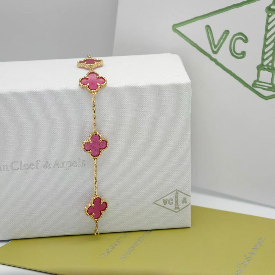 [LUXE]NEW CLOVER 5 MOTIFS PINK ENAMEL BRACELET