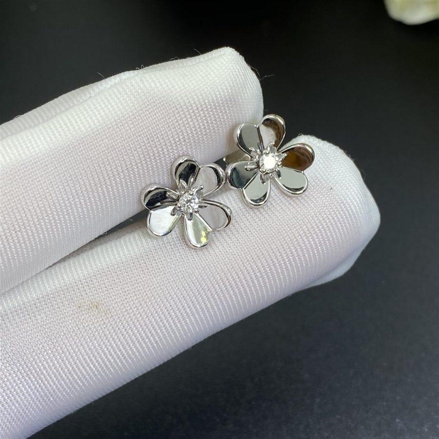 [LUXE]FRIVOLE MINI SILVER FLOWER EARRINGS