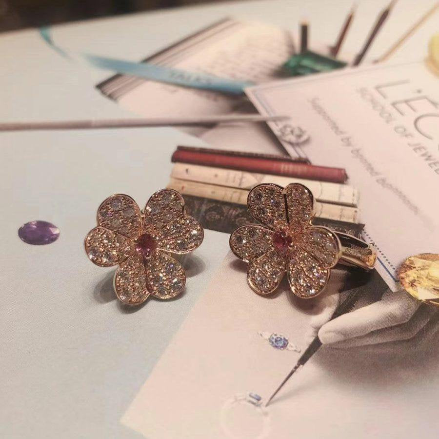 [LUXE]FRIVOLE PINK GOLD FLOWER DIAMOND EARRINGS
