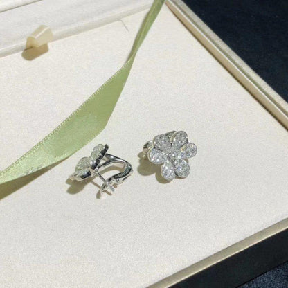 [LUXE]FRIVOLE SILVER FLOWER DIAMOND EARRINGS