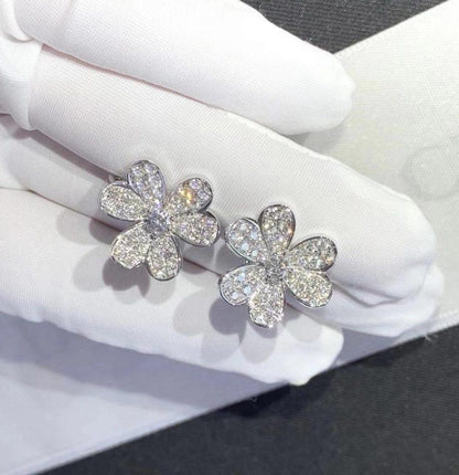 [LUXE]FRIVOLE SILVER FLOWER DIAMOND EARRINGS