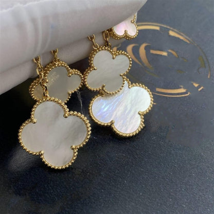 [LUXE]PENDIENTES TRÉBOL BLANCO 4 MOTIVOS ORO