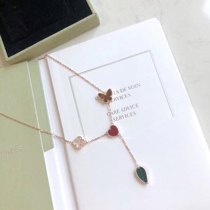[LUXE] COLLAR DE ORO ROSA CON 4 MOTIVOS LUCKY SPRING